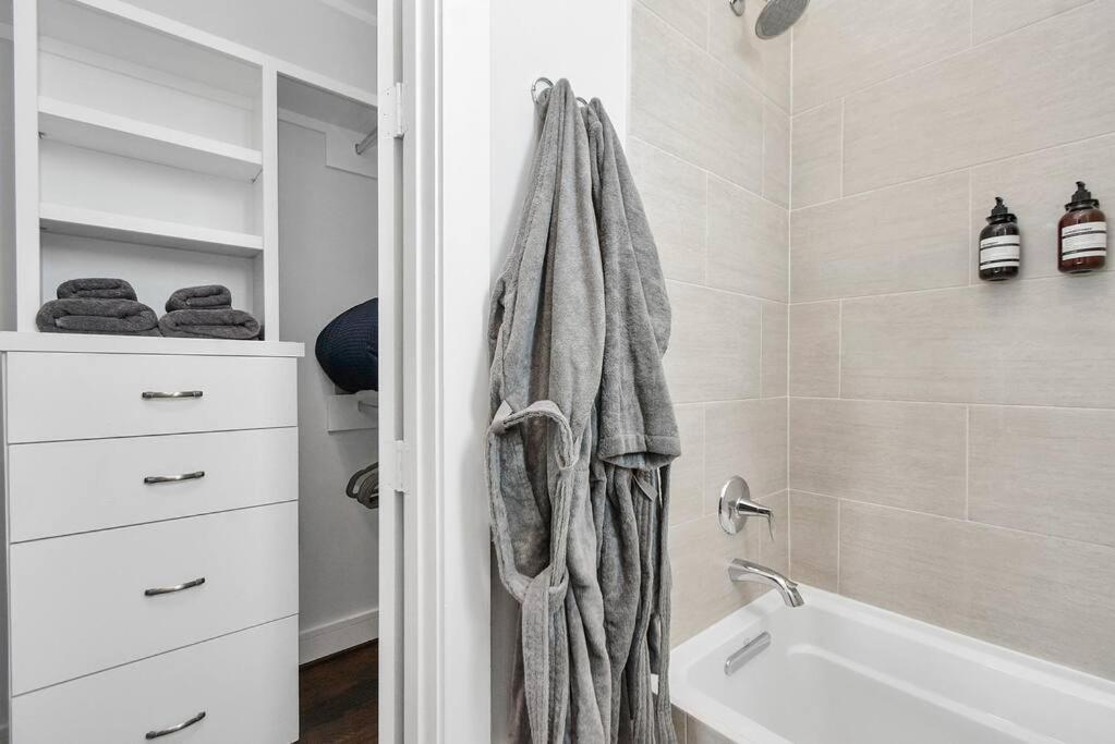 Casa Labella - Downtown Skyline Views - Sleeps 10 Vila Houston Exterior foto